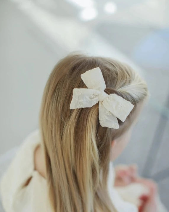 Sweet Dreams Bow | Flower Girl | Gifting