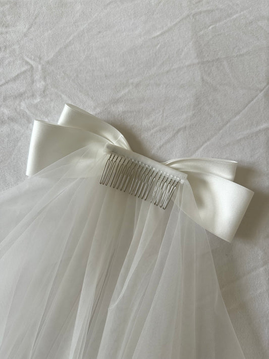 Personalised Bow Veil with Crystal Letter Embellishment | Bridal Hen Party Veil