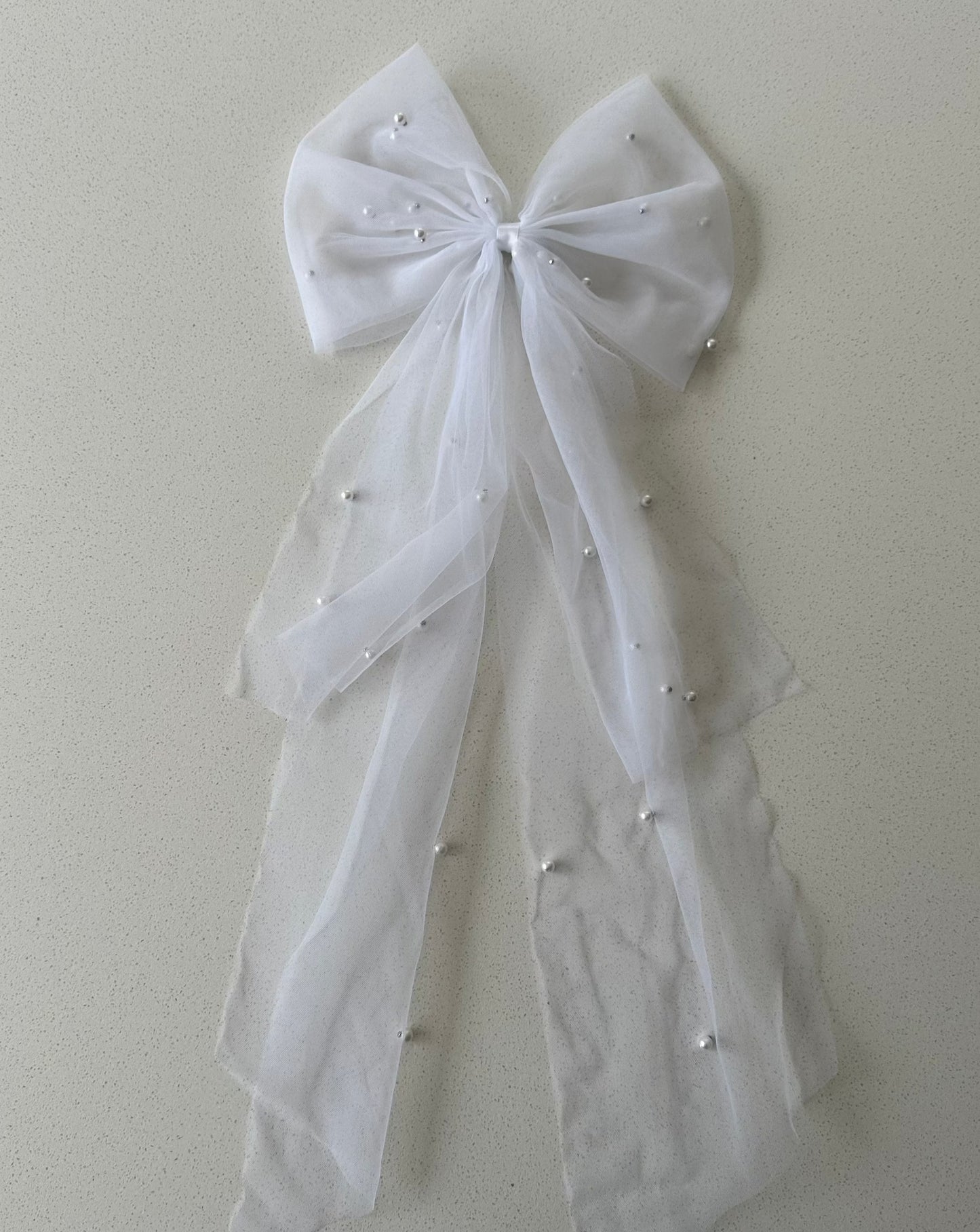 SAMPLE SALE | Oversized Tulle Bride Pearl Hair Bow